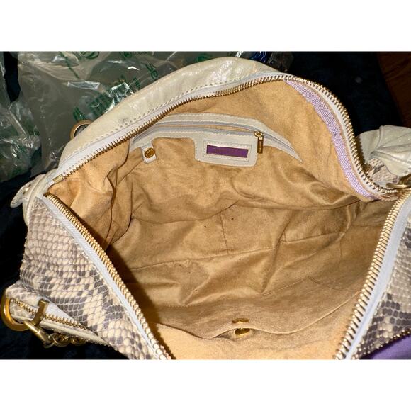 VINTAGE ONE OF A KIND JIMMY CHOO LARGE PYTHON & LEATHER BAG -TONS OF POCKETS! - Picture 8 of 13